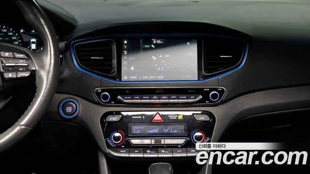 Hyundai Ioniq 2016 — photo 14