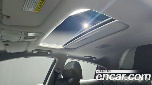Hyundai Ioniq 2016 — photo 20