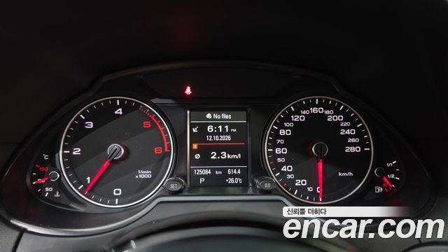 Audi Q5 2016 — photo 11
