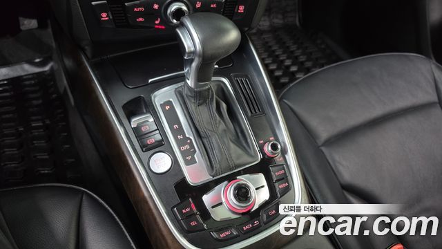 Audi Q5 2016 — photo 12