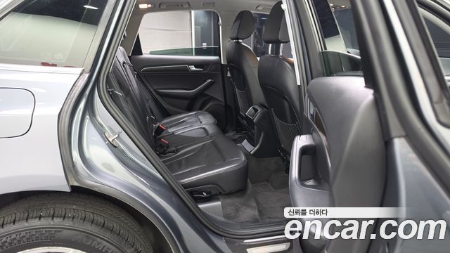 Audi Q5 2016 — photo 18