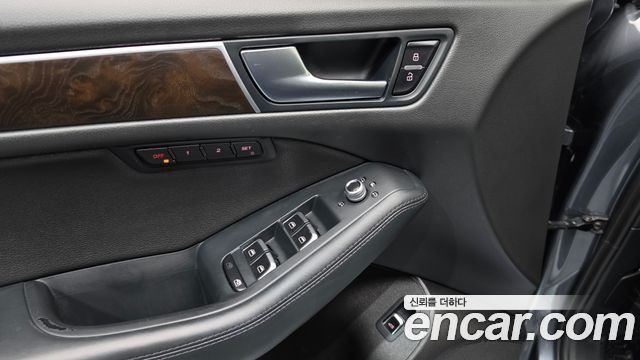 Audi Q5 2016 — photo 22