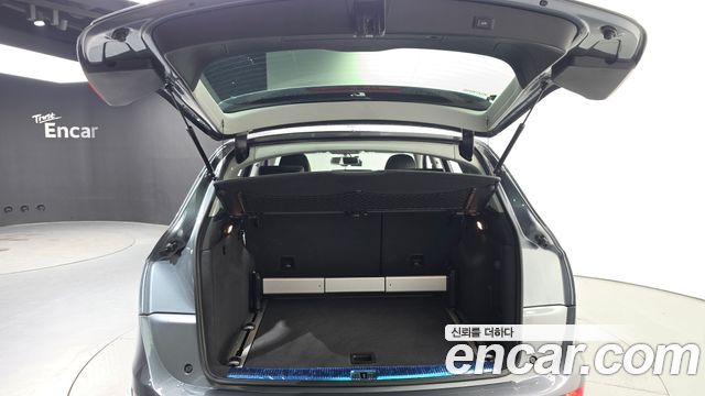 Audi Q5 2016 — photo 26