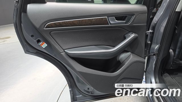 Audi Q5 2016 — photo 15