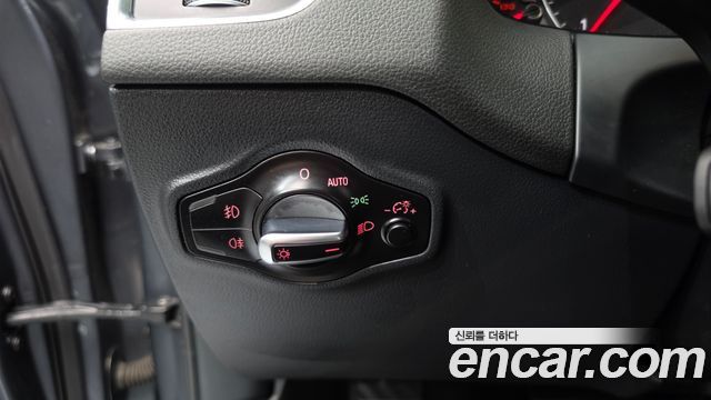 Audi Q5 2016 — photo 28