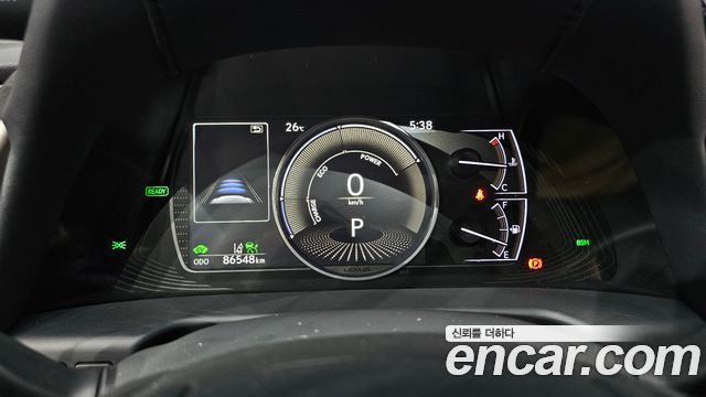 Lexus ES 2019 — photo 11