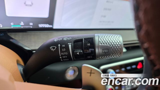 Genesis GV80 2024 — photo 28
