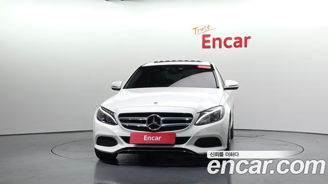 Mercedes-Benz C-Class 2018 — photo 3