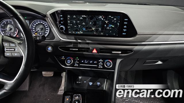 Hyundai Sonata 2023 — photo 20