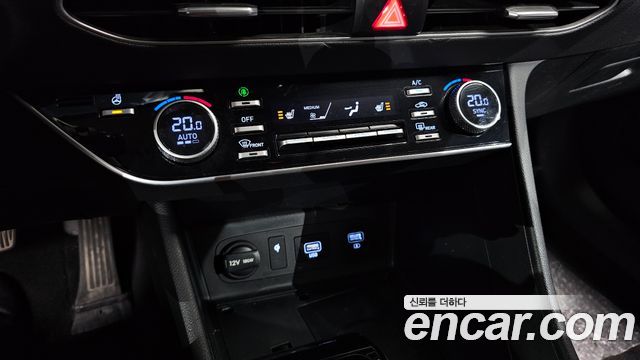 Hyundai Sonata 2023 — photo 24