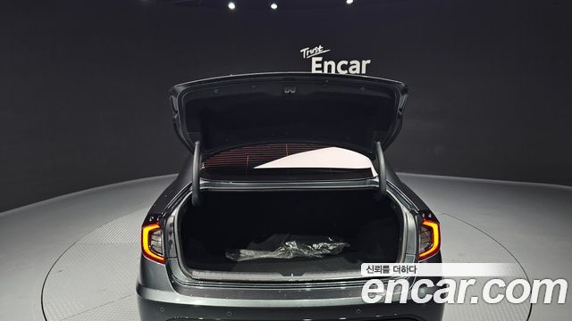 Hyundai Sonata 2023 — photo 26