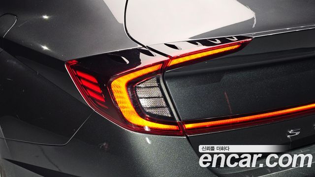 Hyundai Sonata 2023 — photo 9