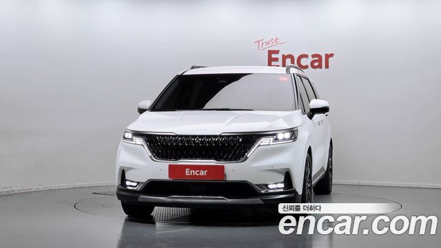 Kia Canival 2023 — photo 3