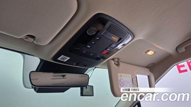 Kia Canival 2023 — photo 22