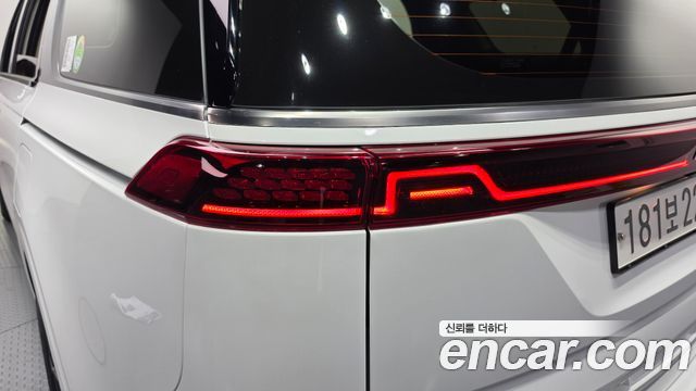 Kia Canival 2023 — photo 9