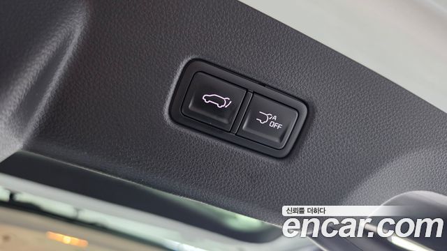Kia Canival 2023 — photo 30