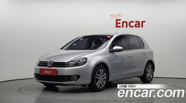 Volkswagen Golf 2010 — photo 1