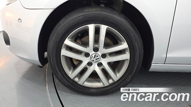 Volkswagen Golf 2010 — photo 5