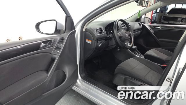 Volkswagen Golf 2010 — photo 10