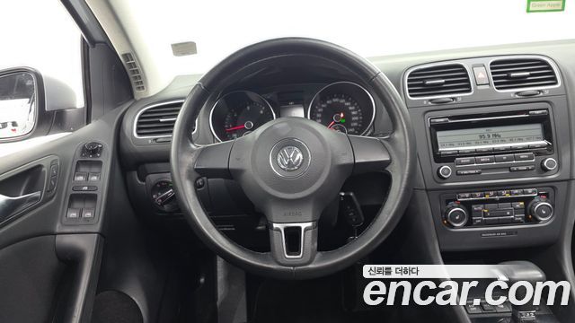 Volkswagen Golf 2010 — photo 12