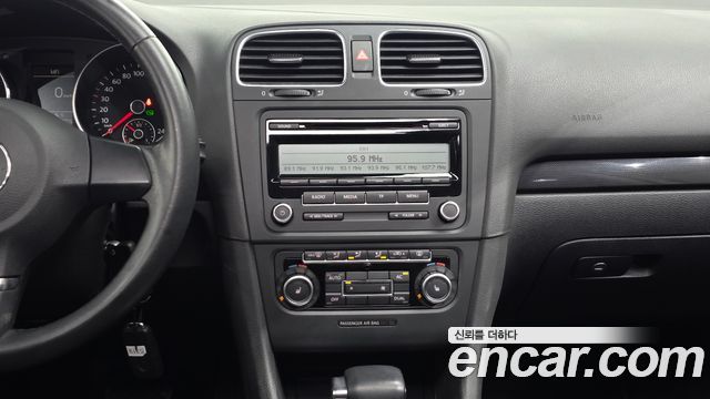 Volkswagen Golf 2010 — photo 13