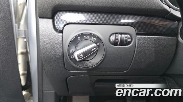 Volkswagen Golf 2010 — photo 18