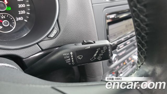 Volkswagen Golf 2010 — photo 19