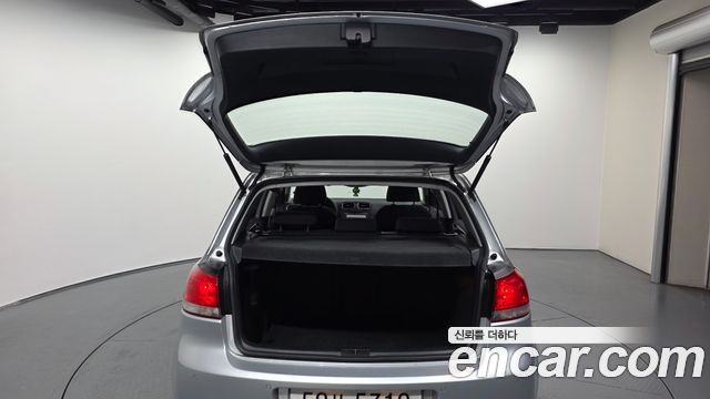 Volkswagen Golf 2010 — photo 20