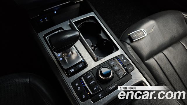 Genesis G80 2018 — photo 12