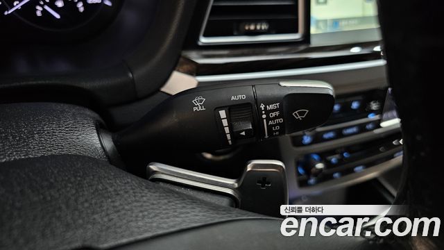 Genesis G80 2018 — photo 27
