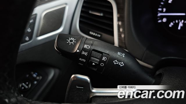 Genesis G80 2018 — photo 29