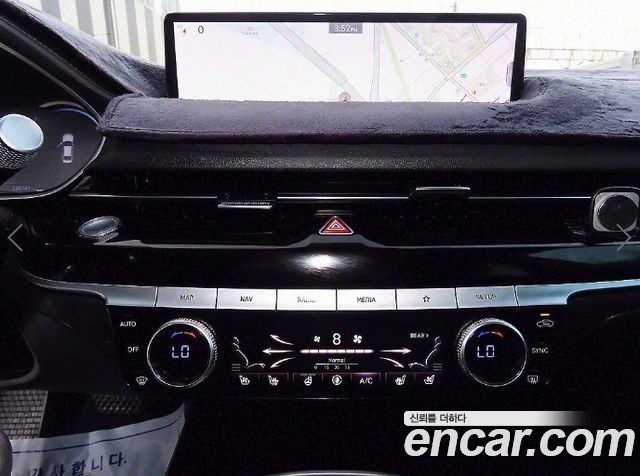 Genesis G80 2021 — photo 13