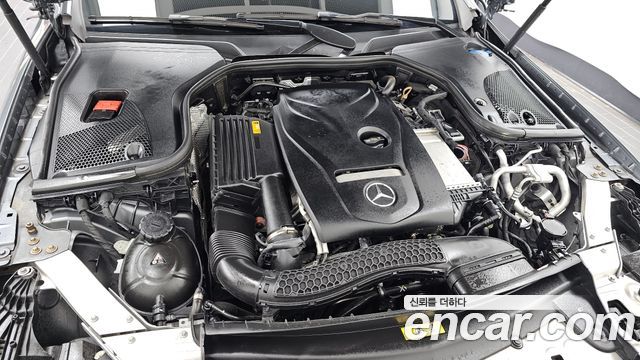 Mercedes-Benz E-Class 2019 — photo 6