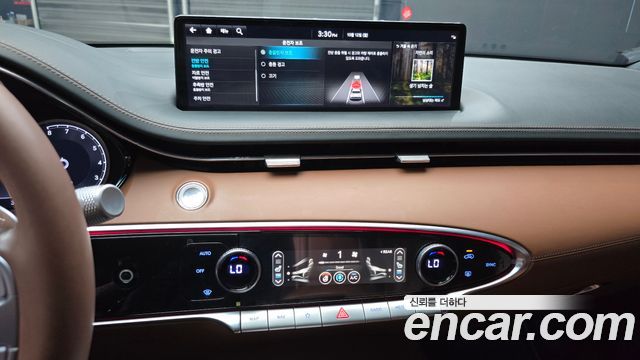 Genesis GV70 2023 — photo 15