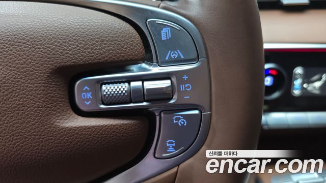 Genesis GV70 2023 — photo 18
