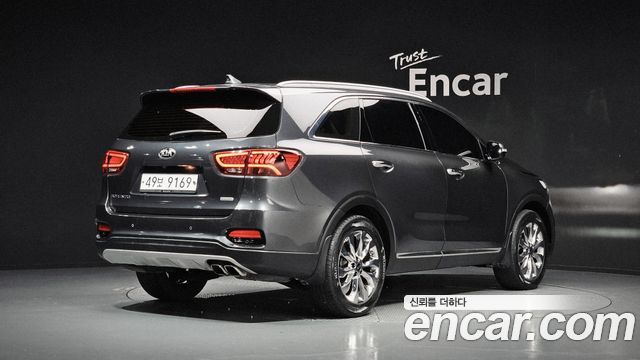 Kia Sorento 2019 — photo 2