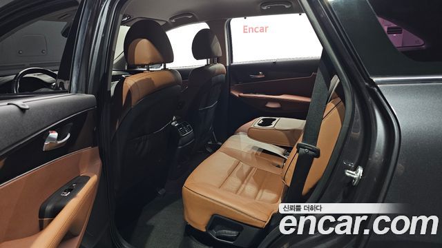 Kia Sorento 2019 — photo 17