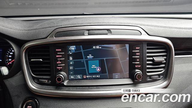 Kia Sorento 2019 — photo 19