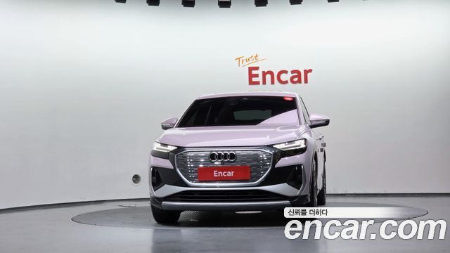 Audi Q4 e-tron 2025 — photo 3