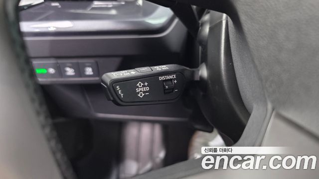Audi Q4 e-tron 2025 — photo 38