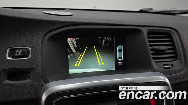 Volvo S60 2017 — photo 15