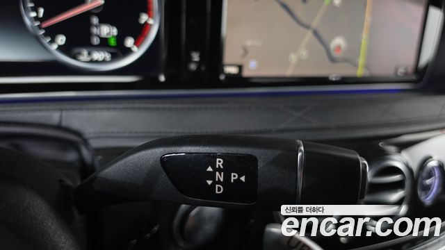Mercedes-Benz S-Class 2015 — photo 9