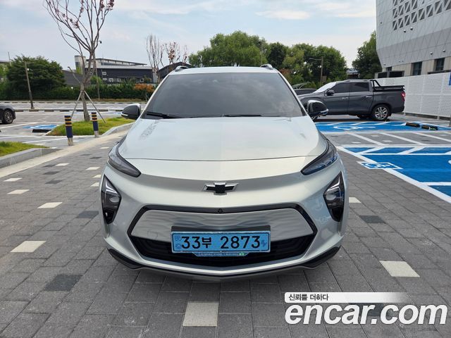 Chevrolet Korea 볼트 EUV 2023 — photo 2
