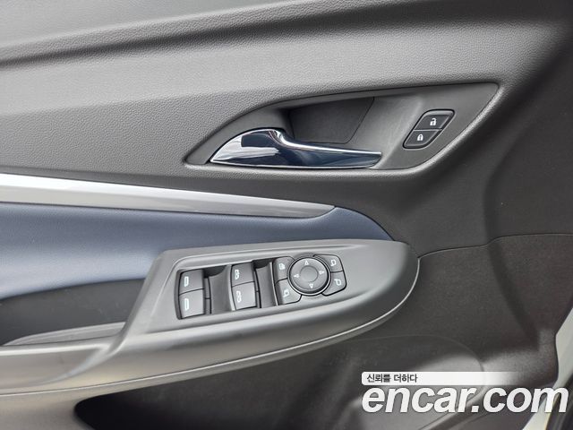 Chevrolet Korea 볼트 EUV 2023 — photo 14