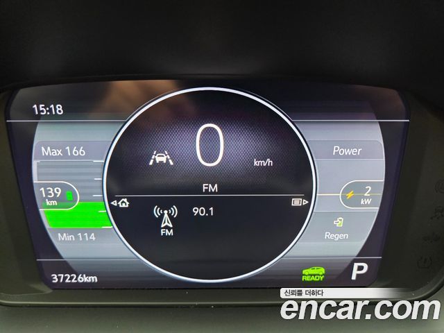 Chevrolet Korea 볼트 EUV 2023 — photo 15