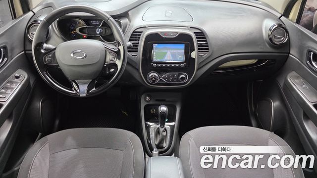 Renault Korea QM3 2015 — photo 10