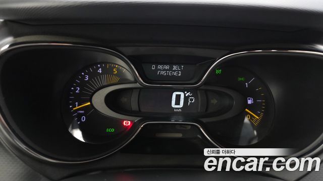 Renault Korea QM3 2015 — photo 11