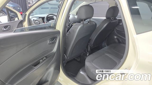 Renault Korea QM3 2015 — photo 17