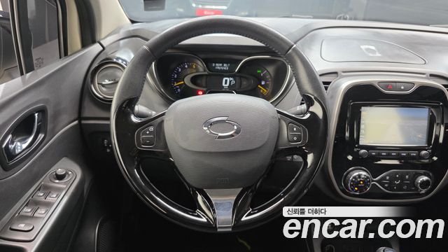 Renault Korea QM3 2015 — photo 18