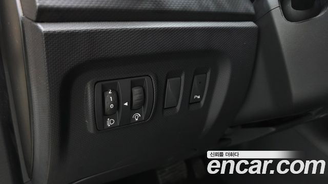 Renault Korea QM3 2015 — photo 20